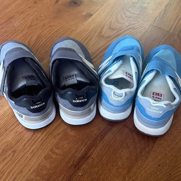 New Balance Kids' Dual Pack Gray and Blue Sneakers 9 W and XW 🩵 🩶 - Picture 4 of 4